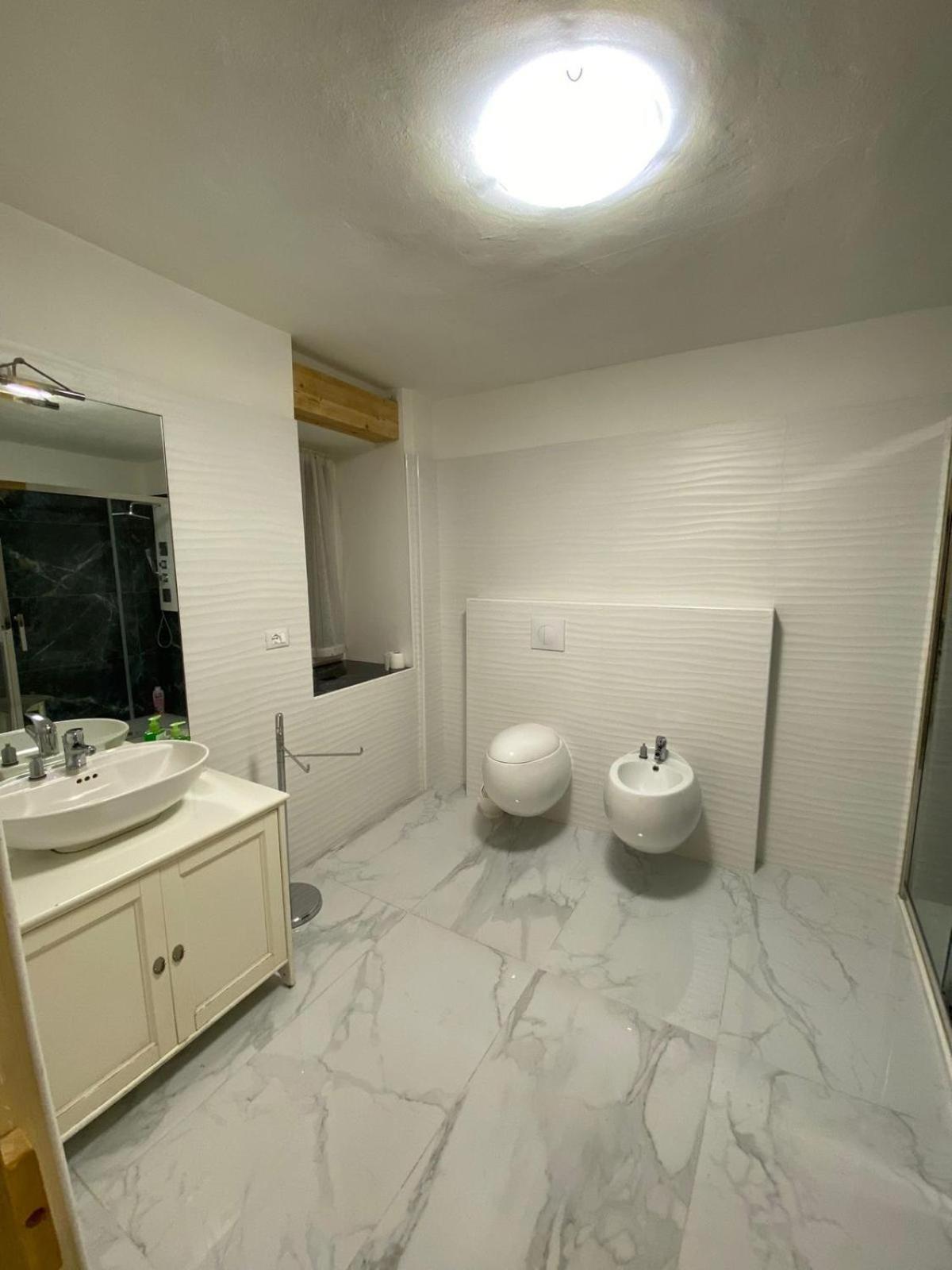 Holiday home Luxury House Bergamo Vicino Aeroporto Orio E Ospedale Papa Giovanni Xxiii Curno